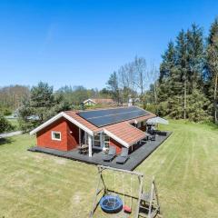 1492-Aakirkeby-Strandparken-3