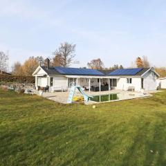 10-Person Home in Rødvig Stevns