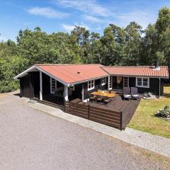1611-Aakirkeby-Fyrrebakken-5