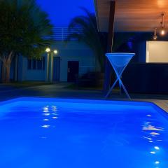 a Casa Paradisiaca lll Luxo Com Sinuca e Lavanderia com Roupa de Cama e Toalhas