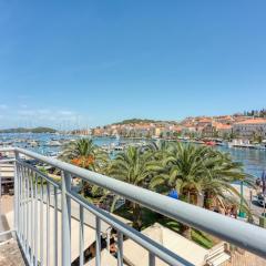 The Perfect View Penthouse Design Apt. - Happy Rentals