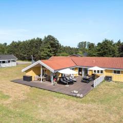 1563-Aakirkeby-Strandparken-8