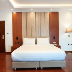 Crescent International Hotel