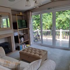 Fir Tree - 2 bedrooms sleeps 5