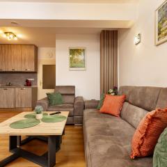 GLORIOUS - 2-Bedroom apartment near Youth Hill by Flat Mаnager