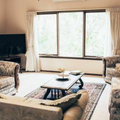 Treetops Chalet