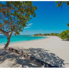 Jamaica Coastal Getaway