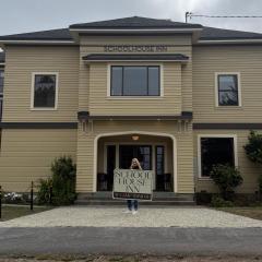 The Historic Schoolhouse Inn