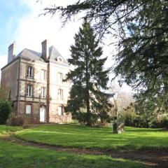Maison bourgeoise avec grand parc, proche centre ville, idéale pour groupes - FR-1-497-57
