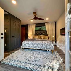 Gwen's Cottage at Water's Edge