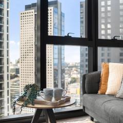 Chic 1BR Southbank Apt Near Crown Casino