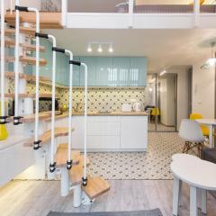 Cheerful Air Conditioned Apartment with mezzanine and Parking - Old Town