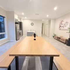 Silky Oak Stay - Brand New House in Griffin