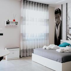 Guest Star Apartments