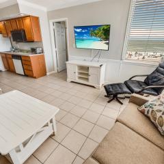 Oceanfront Corner, Low Floor, Ocean Annies, Pools!