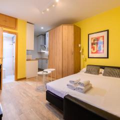 For You Rentals Encantadora vivienda TEMPORAL a pocos minutos del metro Lavapies ZUI33