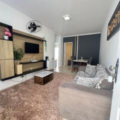 Casa de bairro tranquilo 2 a 8 pessoas com ótima localização e vigia de rua