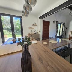 Maison au calme avec 3 chambres, jardin et garage