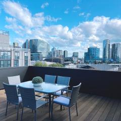 Skyline 222 Luxury 5-Level City Stay Rooftop Terrace
