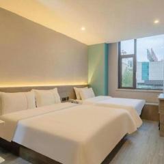 7 Days Inn Weihai High-Speed Railway & Bus Station