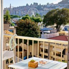 MENTON BORD DE MER Studio calme avec balcon, Ascenseur, Climatisation, Ideal location quiet near sea, balcony, elevator, AC