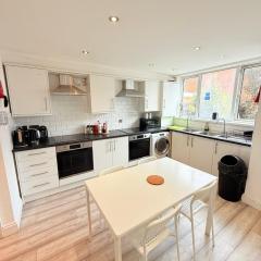 15 min to Central London Guest Suites 22