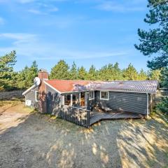 Holiday Home Jula - 800m from the sea by Interhome