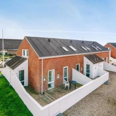 Apartment Ginger - 2-3km from the sea by Interhome