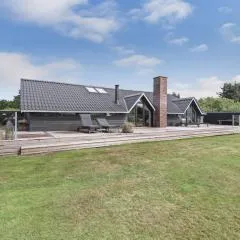 Holiday Home Ellenora - 1km from the sea by Interhome