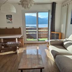 Appartement 2 pièces avec balcon et cuisine équipée aux Angles - FR-1-593-109