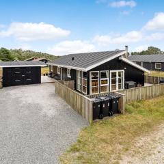 Holiday Home Melanie - 950m from the sea by Interhome