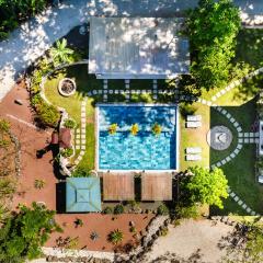 Buendía Lux Lotus Suite Hidden Gem Near Beach with Pool