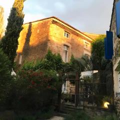 Les Aiguières en Provence