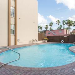 Fiesta Sol #110 home