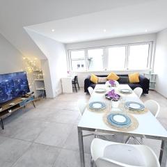 Homey 2BR Flat with parking