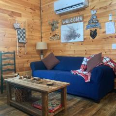 Lazy Oak Lay-Up, WiFi, Hot Tub