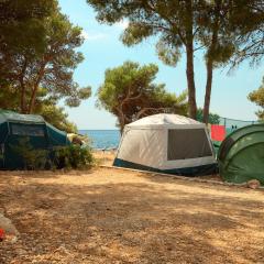 CAMP ADRIATIC PITCHES -Primošten