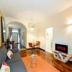 Loft with private garden at navigli