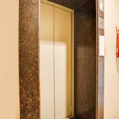 Hotel O Mansarovar Near Metro Station