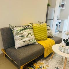 Comfortable corner Umhlanga - near Gateway
