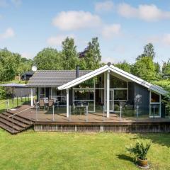 Holiday Home Anemone - 700m from the sea by Interhome