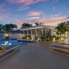 Together but with Privacy 3 Units and Private Pool