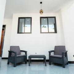 Entire house - all rooms AC - close to beach - washingmachine