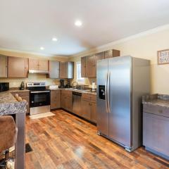 Comfortable 3BR Retreat Near Downtown Birmingham