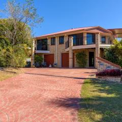 Sharon Lee 2 - Rainbow Beach