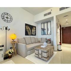 Julphar Haven Studio - Stylish Retreat Near Julphar Towers & Al Qasba Waterfront