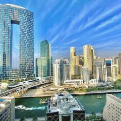 AquaVista Ensuite Room - Lakeview