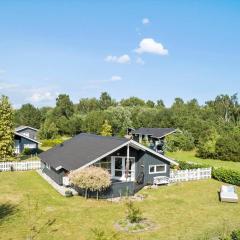 M333-Vaeggerlose-Krondyrstien-58