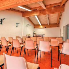 3 Bedroom Amazing Apartment In Altenkirchen