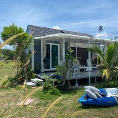 Beachfront Tiny House, Koh Samui, Thailand with FREE Rowboat
